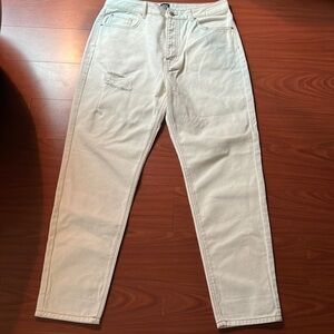 BDG urban outfitters high rise mom jeans white size‎ 32 **repaired